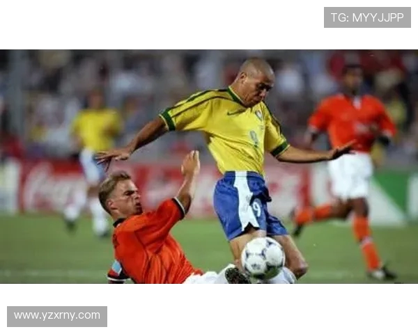 巴西与荷兰世界杯经典对决回顾与精彩瞬间分析